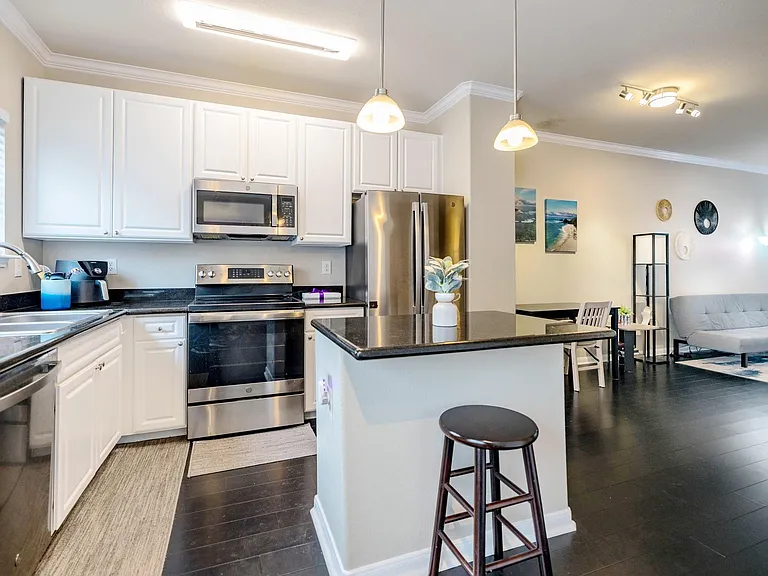 9200 Westheimer Rd #1005 — Photo 5