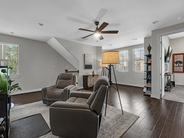 1512 Dyer Lake Ln — Photo 21