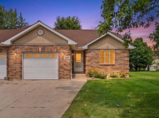 11570 Cormorant St, Windsor, ON N8P 1L8
