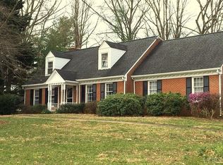 229 Nottingham Cir, Lynchburg, VA 24502