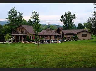 1600 Fairview Rd, Harriman, TN 37748