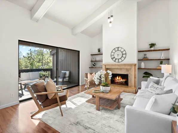 3370 Brittan Ave APT 17, San Carlos, CA 94070