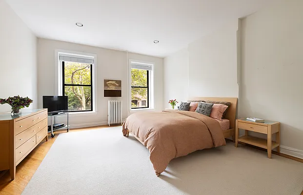 Rented by Brown Harris Stevens | media 9