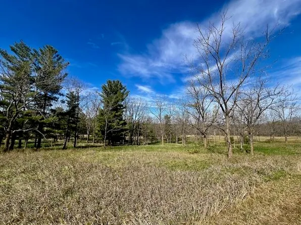 9 State Highway 39, New Glarus, WI 53574