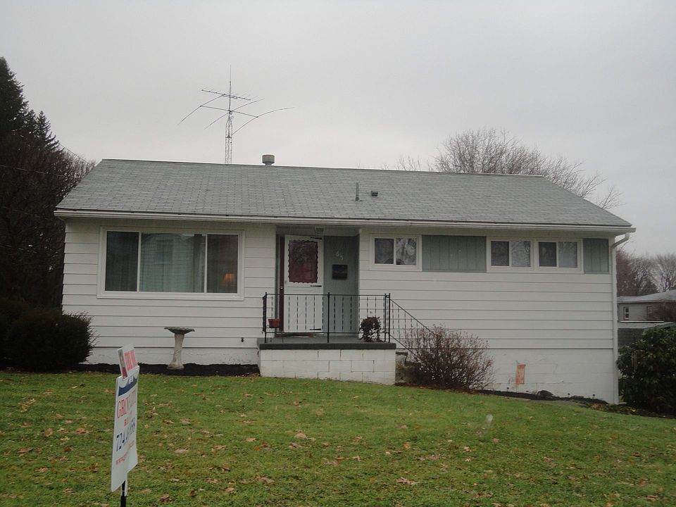 1st image of 615 Bryant Ave