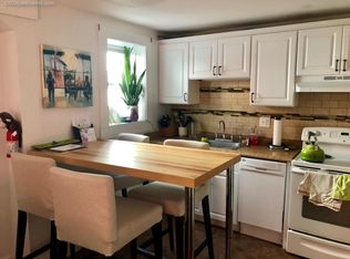 517 Green St #2, Cambridge, MA 02139