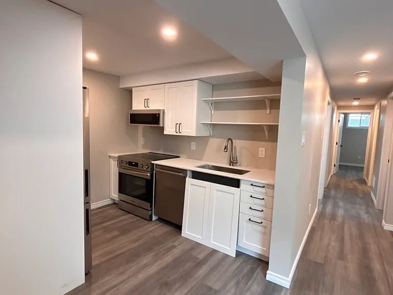 17 Canfield Rd #2 — Photo 4