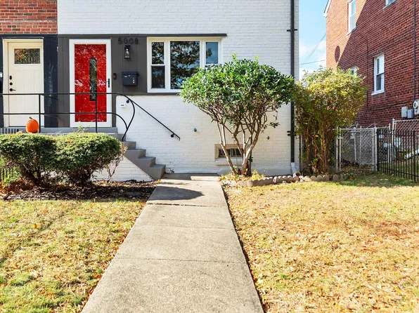 5008 11th St NE, Washington, DC 20017