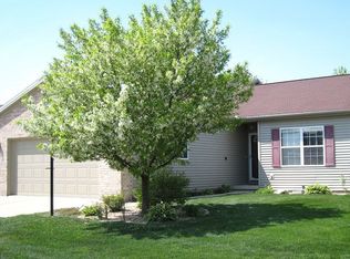 609 Stonecrest, Savoy, IL 61874