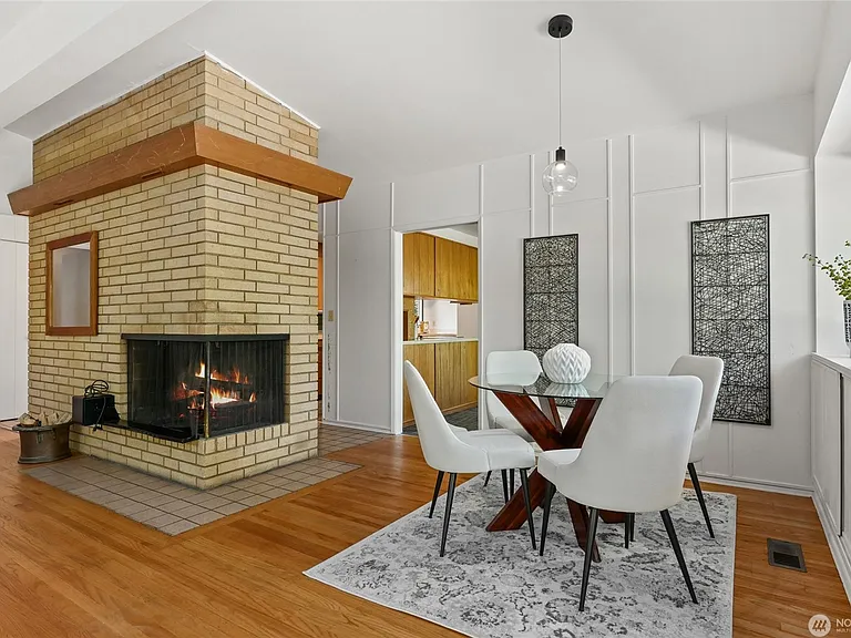 8210 SE 36th St — Photo 6