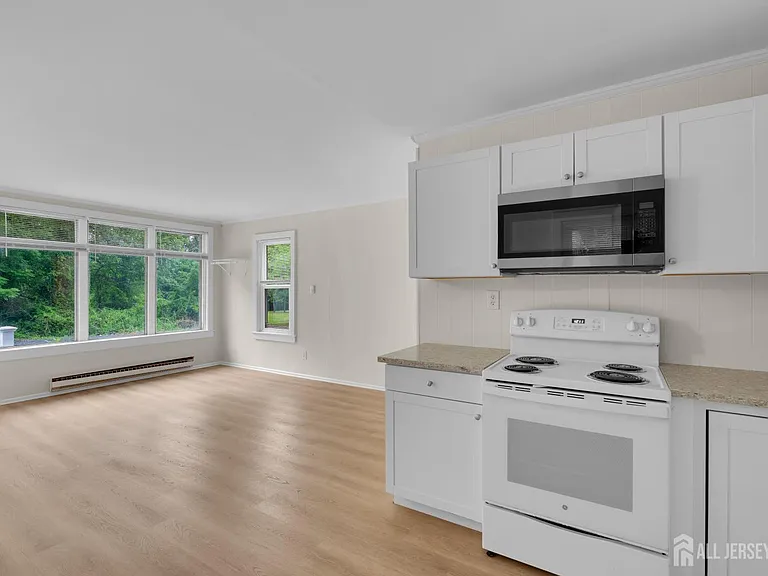 302 Schoolhouse Rd #B — Photo 10