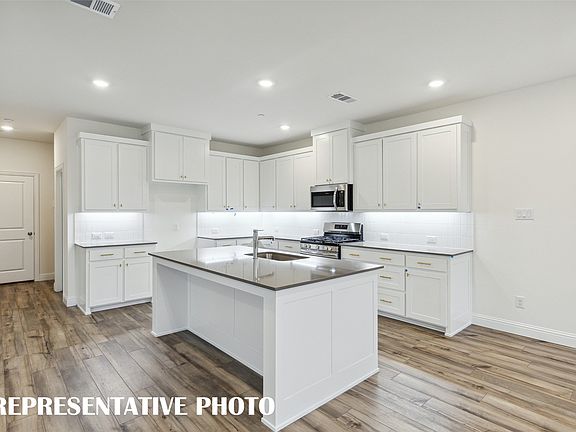 7th image of this home
