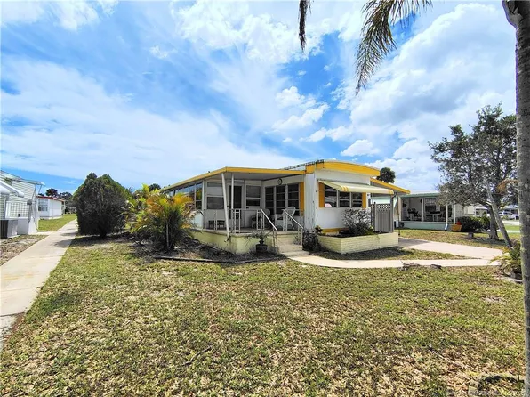 2465 SE Penny Ln, Stuart, FL 34994