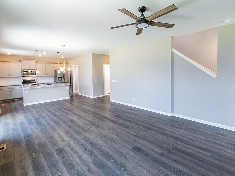 1464 Vantage Pkwy — Photo 19
