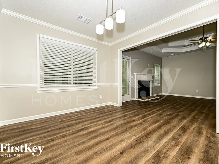 45 Sunset Ct — Photo 4