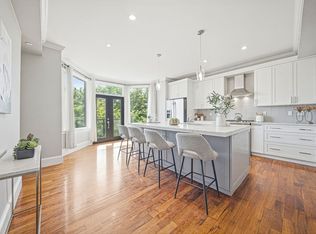 324 Tappan St #2, Brookline, MA 02445