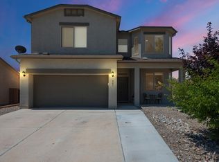 901 Crown Ct NE, Rio Rancho, NM 87124