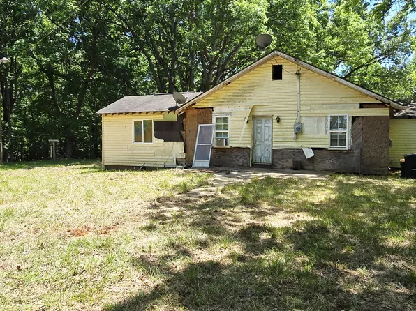 887 Okeewemee Star Road, Star, NC 27356