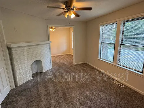 1796 Spring St Photo 1
