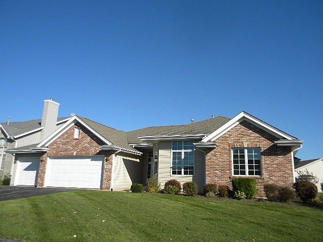 1st image of 684 Castle Wynd Dr