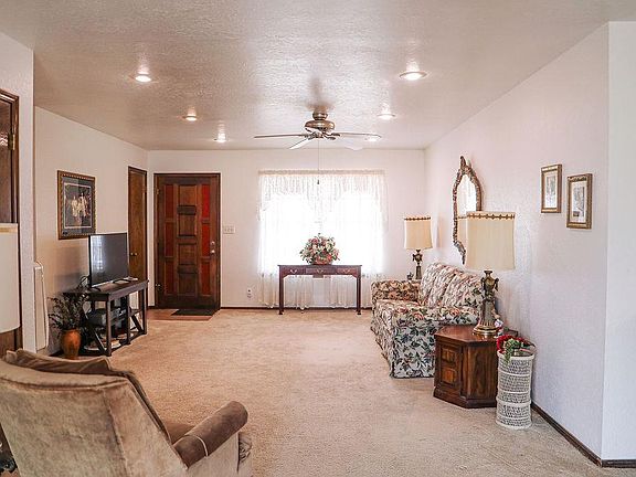 2nd image of 105 Mitchell Dr