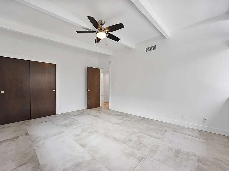 1815 Ridgewood Dr — Photo 22