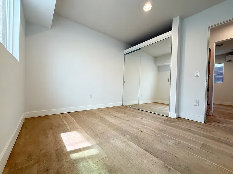 6987 Trolleyway — Photo 21