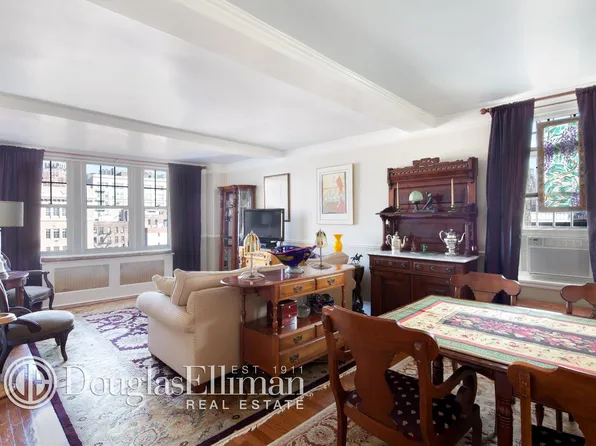 302 West 12th Street image 1 of 6