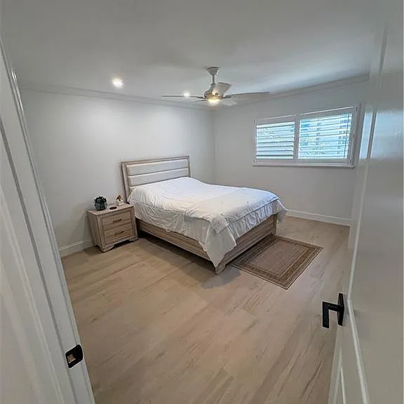 2100 Gulf Shore Blvd N #120 — Photo 4
