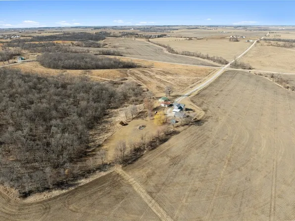 2000 64th St, Garrison, IA 52229