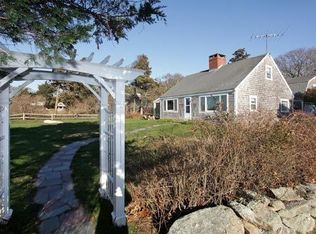 51 Nemasket Rd, Falmouth, MA 02540
