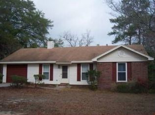 101 Hatch St, Springfield, GA 31329