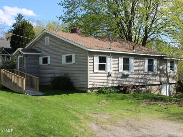 20 Profile St, Lanesboro, MA 01237