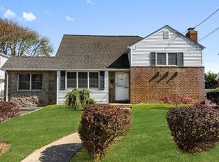 2403 Bayview Ave, Wantagh, NY 11793