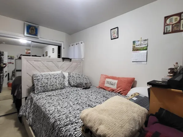 1506 Summit Avenue image 37 of 44