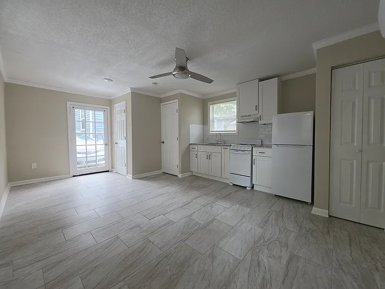 3353 Claremont Rd #B — Photo 4