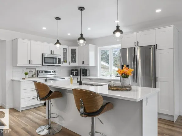 12 Abel Pl, Saint Albert, AB T8N 2Z5