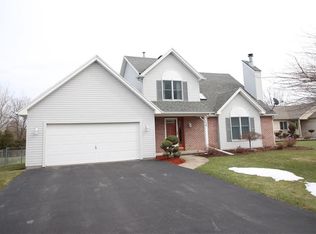 38 Winter Hazel Ct, Rochester, NY 14606