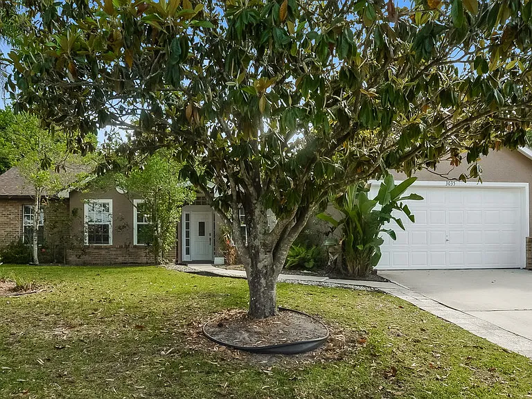 3035 Bluffton Cv — Photo 1