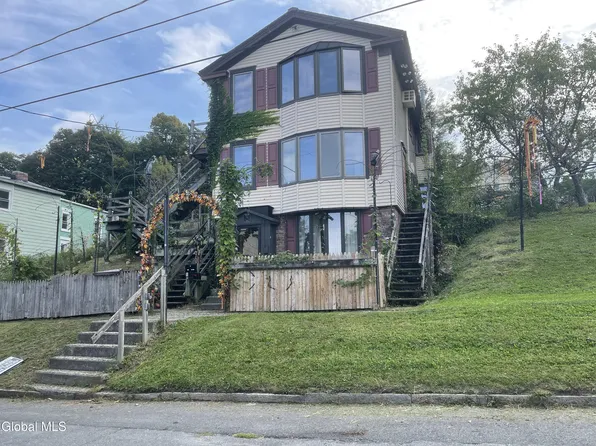91 11th Street, Troy, NY 12180