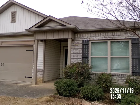 265 Addison Dr, Calera, AL 35040