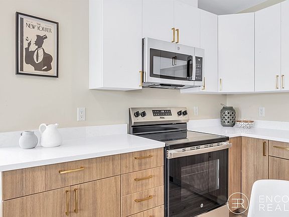 5th image of 378 Cummins Hwy #202