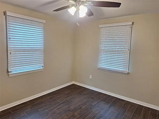 1719 Pace Blvd — Photo 5