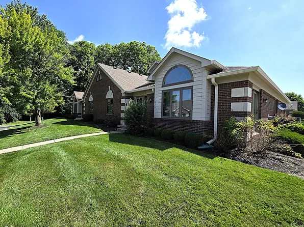 1638 Library Blvd, Greenwood, IN 46142