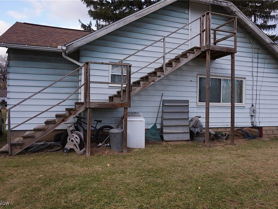 2nd image of 458 N Thomas Rd