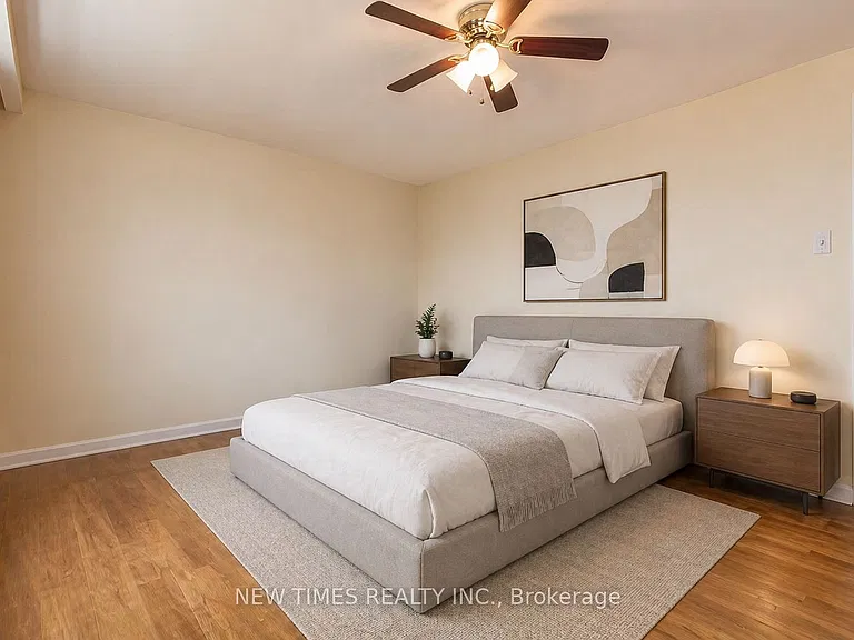 52 Lehar Cres — Photo 4