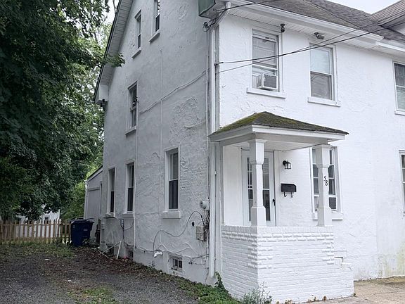 2nd image of 58 E Monroe St