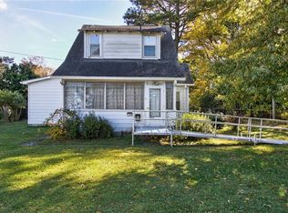 1504 E Pembroke Ave, Hampton, VA 23663