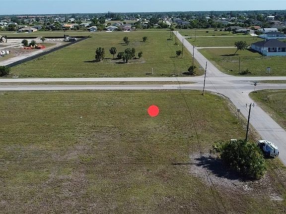5th image of 2098 Diplomat Pkwy E