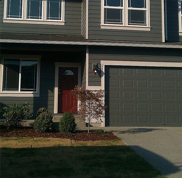 1st image of 2411 164th St E